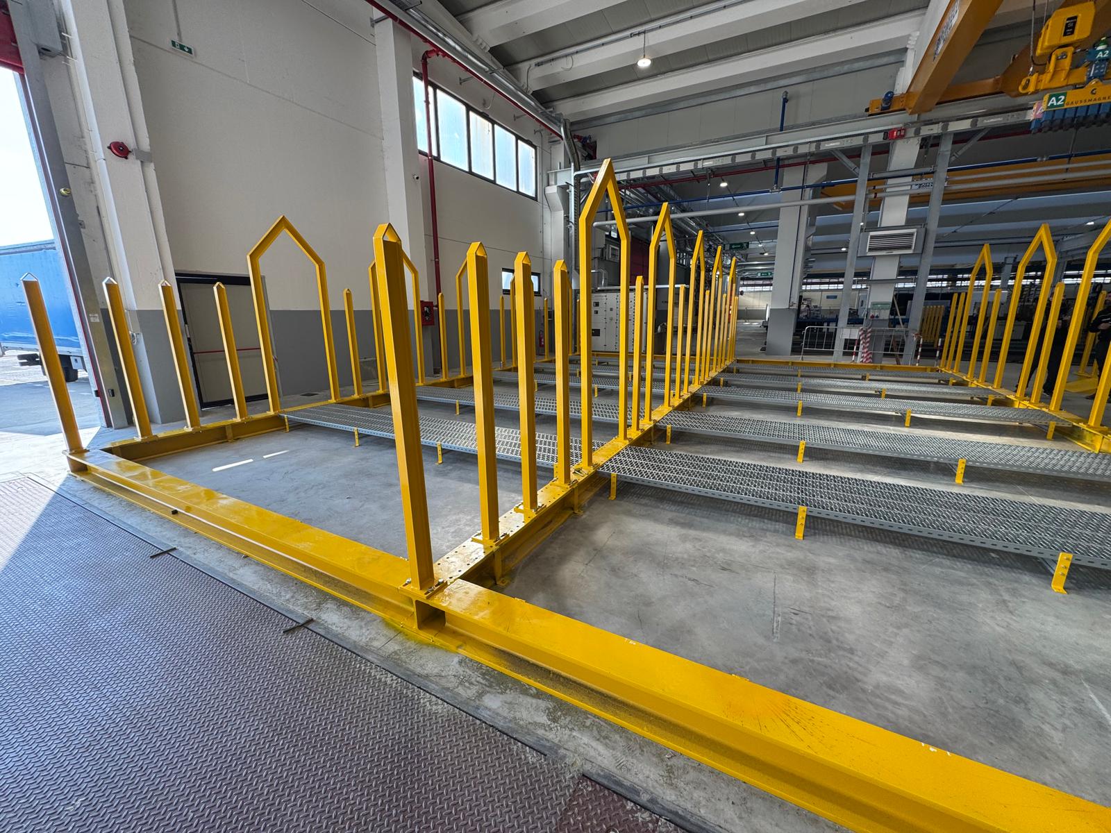 Magazzino porta barre installato